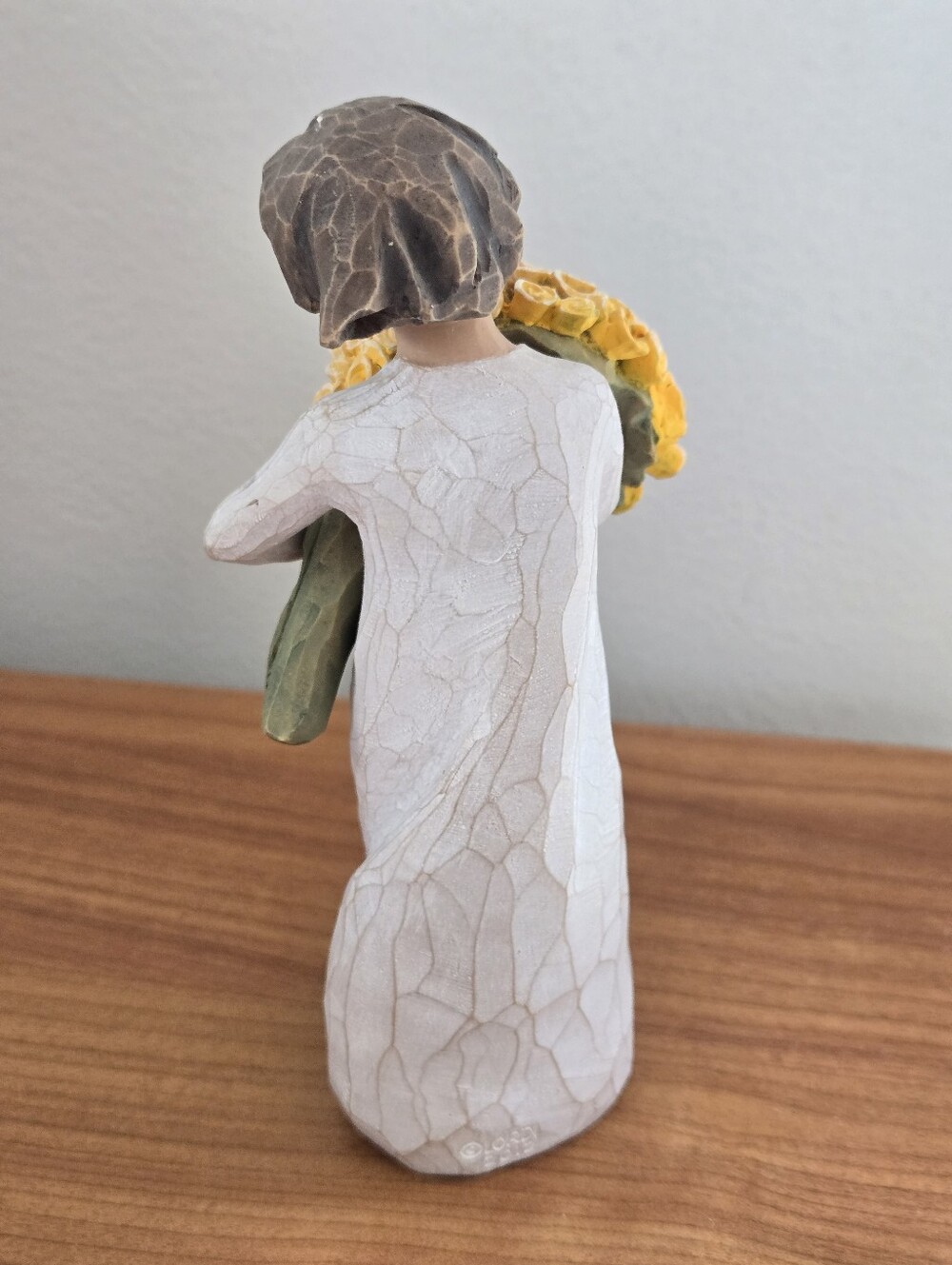 Willow Tree Yellow Roses Figure 2015 - Picture 3 of 5